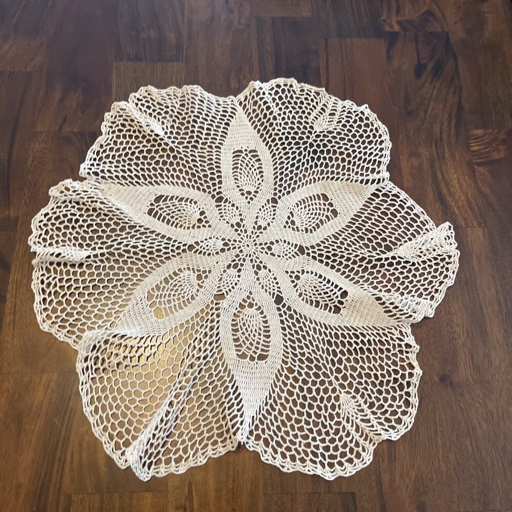 Handmade Crochet Cotton Doily Beige/ecru Scalloped Flower Lace Pattern 19”